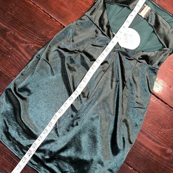 NEW with tags SELFIE LESLIE • SIOBHAN STRAPLESS MINI DRESS FOREST GREEN • - Picture 10 of 16